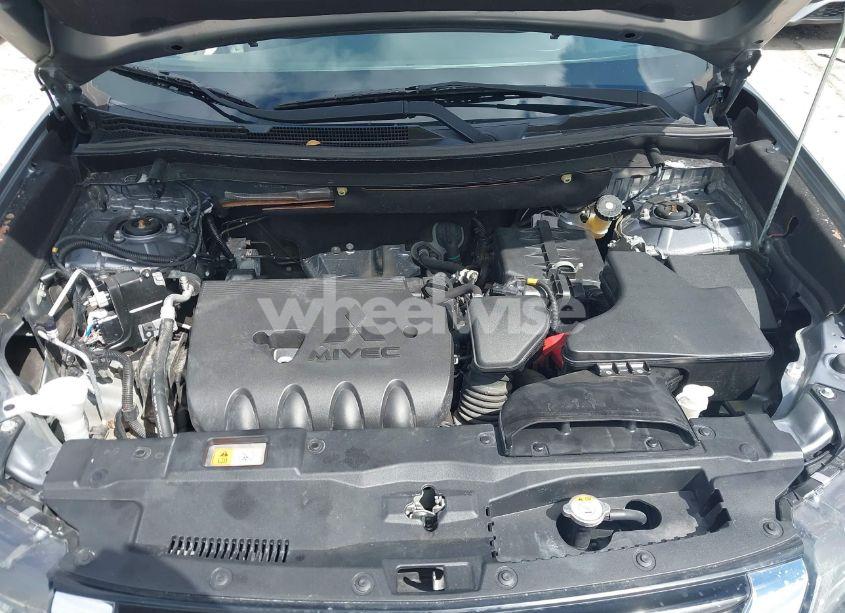 Photo 10 of 2018 Mitsubishi Outlander LE (VIN JA4AD3A38JZ020054)