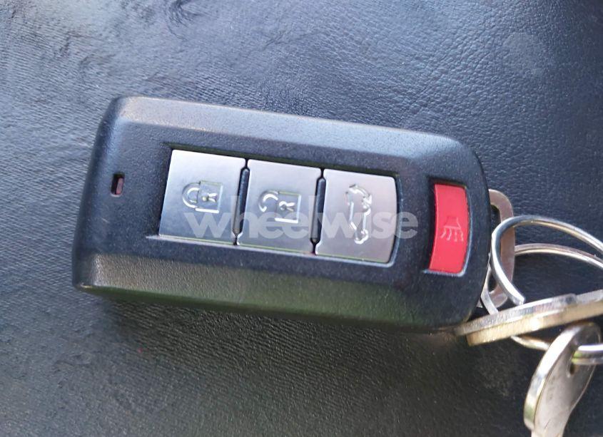 Photo 11 of 2019 Mitsubishi Outlander SEL (VIN JA4AD3A38KZ018807)