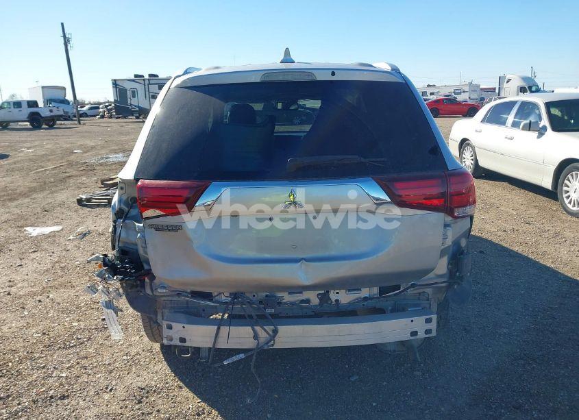Photo 17 of 2019 Mitsubishi Outlander SEL (VIN JA4AD3A38KZ018807)