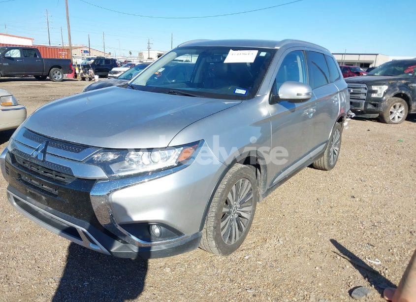 Photo 2 of 2019 Mitsubishi Outlander SEL (VIN JA4AD3A38KZ018807)