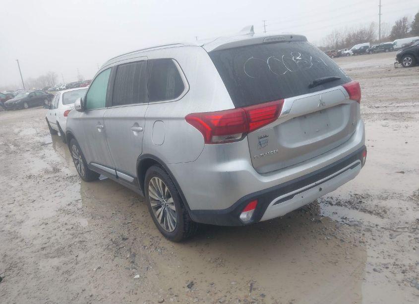Photo 3 of 2020 Mitsubishi Outlander LE 2.4/SE 2.4/SEL 2.4/SP 2.4 (VIN JA4AD3A38LJ000324)