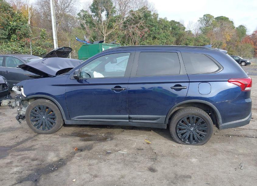 Photo 14 of 2020 Mitsubishi Outlander LE 2.4 (VIN JA4AD3A38LZ003127)