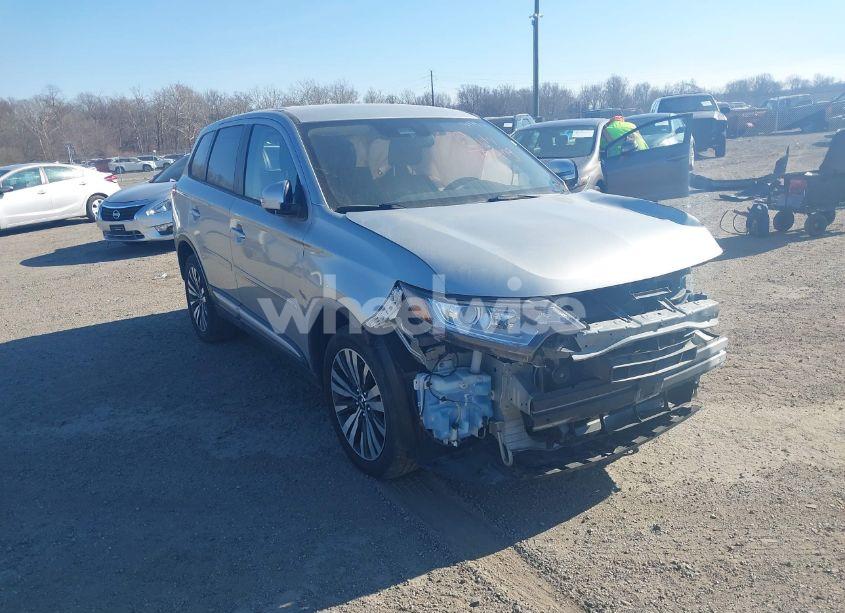 2020 Mitsubishi Outlander LE 2.4/SE 2.4/SEL 2.4/SP 2.4 (VIN JA4AD3A38LZ003158) main photo