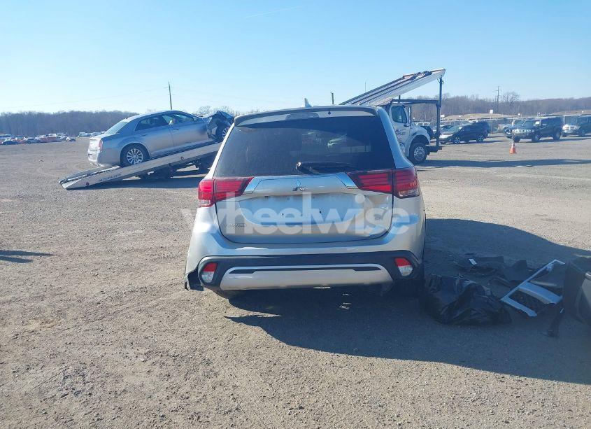 Photo 16 of 2020 Mitsubishi Outlander LE 2.4/SE 2.4/SEL 2.4/SP 2.4 (VIN JA4AD3A38LZ003158)