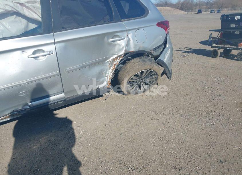 Photo 21 of 2020 Mitsubishi Outlander LE 2.4/SE 2.4/SEL 2.4/SP 2.4 (VIN JA4AD3A38LZ003158)