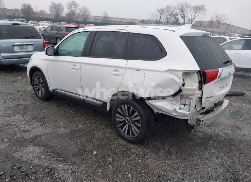 Photo 3 of 2020 Mitsubishi Outlander SE 2.4 (VIN JA4AD3A38LZ045054)