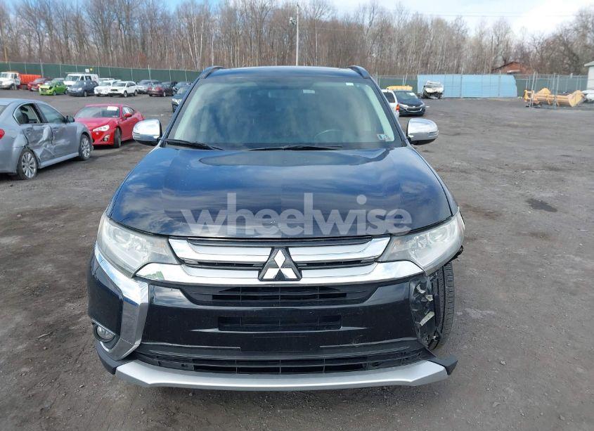 Photo 12 of 2016 Mitsubishi Outlander SEL (VIN JA4AD3A39GZ003885)