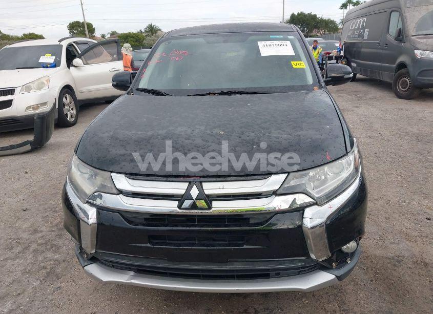 Photo 12 of 2016 Mitsubishi Outlander SE/SEL (VIN JA4AD3A39GZ010562)