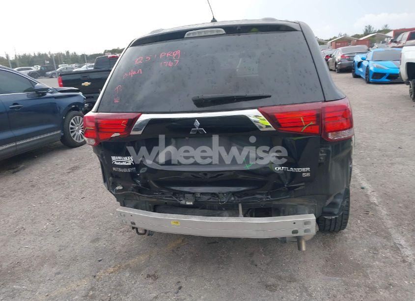 Photo 16 of 2016 Mitsubishi Outlander SE/SEL (VIN JA4AD3A39GZ010562)