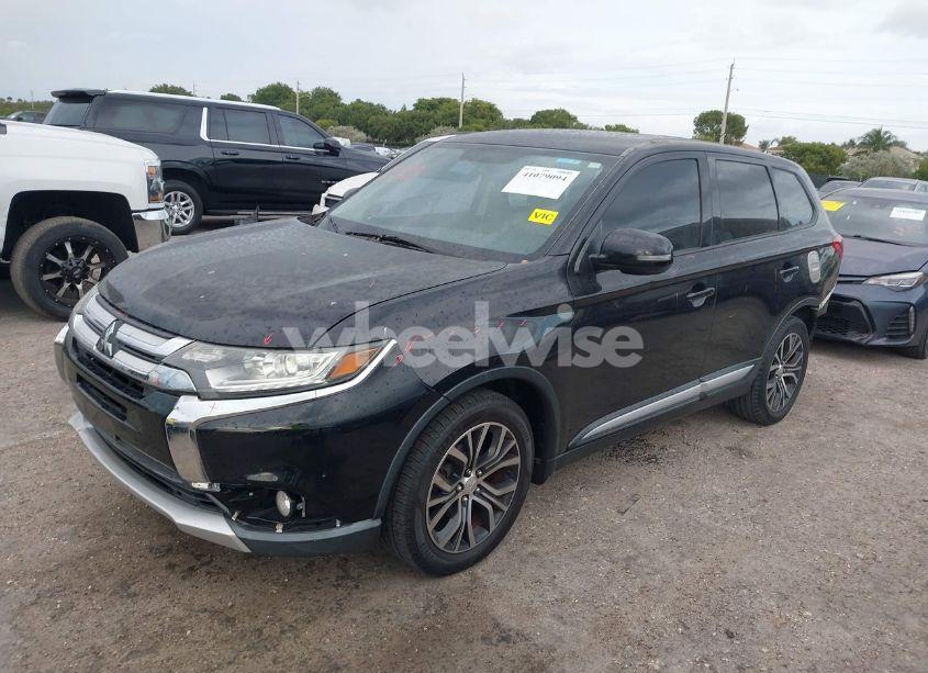Photo 2 of 2016 Mitsubishi Outlander SE/SEL (VIN JA4AD3A39GZ010562)
