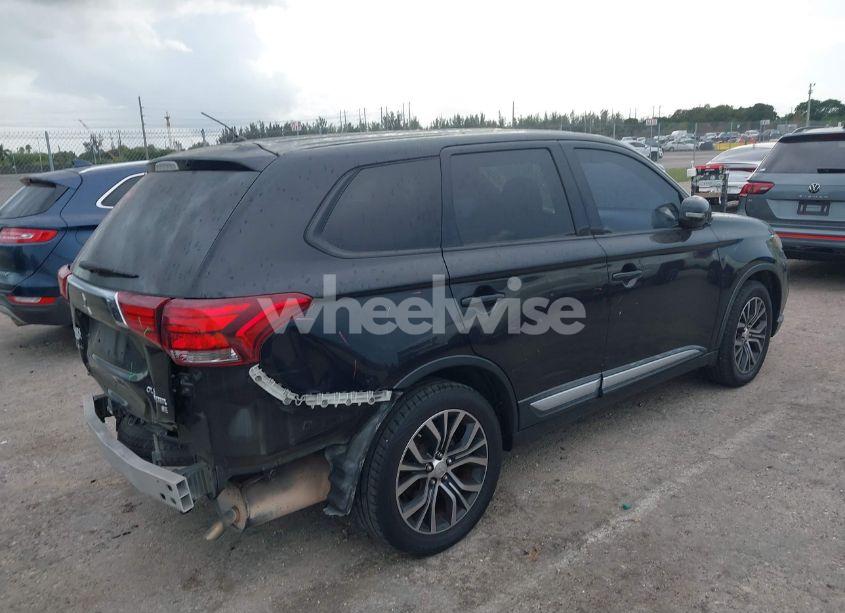 Photo 4 of 2016 Mitsubishi Outlander SE/SEL (VIN JA4AD3A39GZ010562)