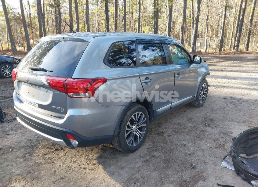 Photo 4 of 2016 Mitsubishi Outlander SE (VIN JA4AD3A39GZ020587)