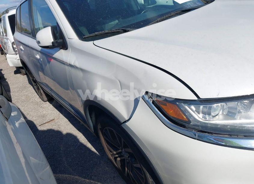 Photo 12 of 2016 Mitsubishi Outlander SE (VIN JA4AD3A39GZ056862)