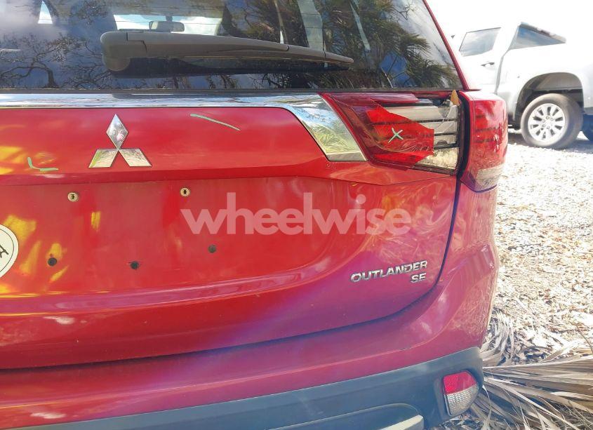Photo 20 of 2017 Mitsubishi Outlander SE/SEL (VIN JA4AD3A39HZ010899)