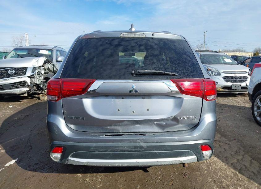 Photo 16 of 2017 Mitsubishi Outlander SE (VIN JA4AD3A39HZ022132)