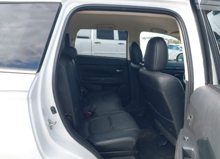 Photo 8 of 2017 Mitsubishi Outlander SEL (VIN JA4AD3A39HZ058905)