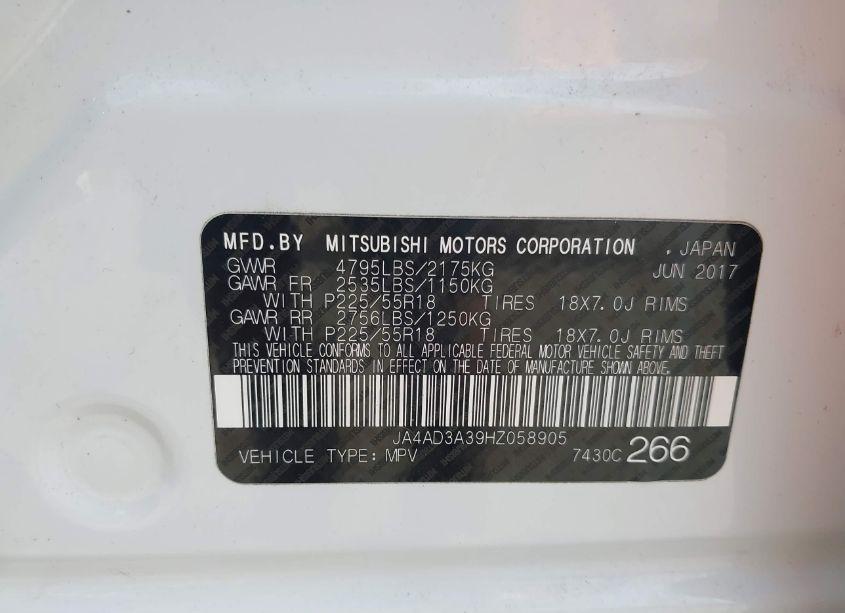 Photo 9 of 2017 Mitsubishi Outlander SEL (VIN JA4AD3A39HZ058905)