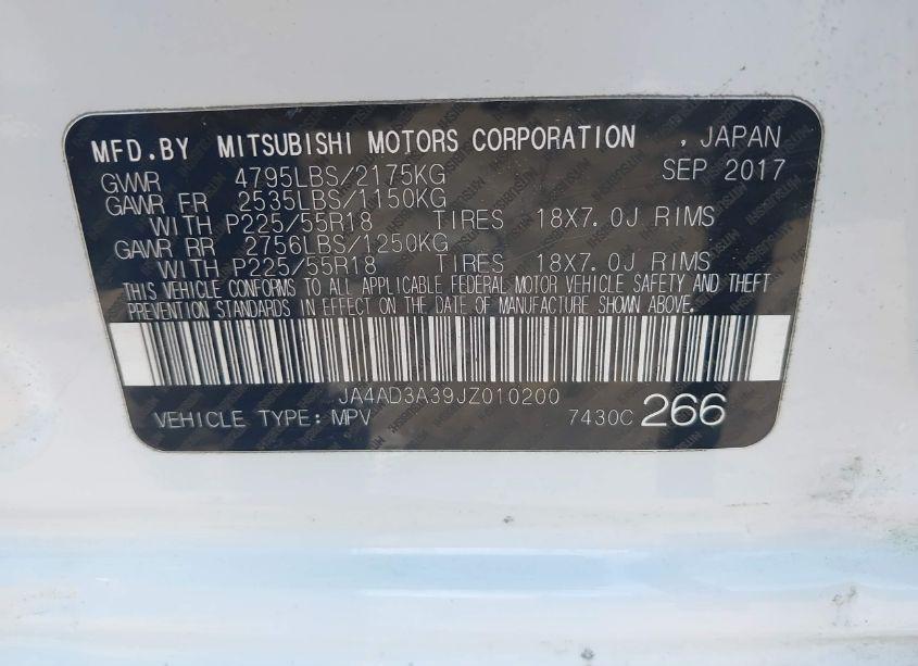 Photo 9 of 2018 Mitsubishi Outlander SEL (VIN JA4AD3A39JZ010200)