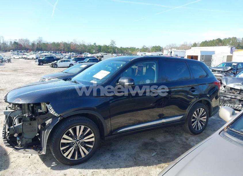 Photo 14 of 2019 Mitsubishi Outlander SE (VIN JA4AD3A39KZ013809)