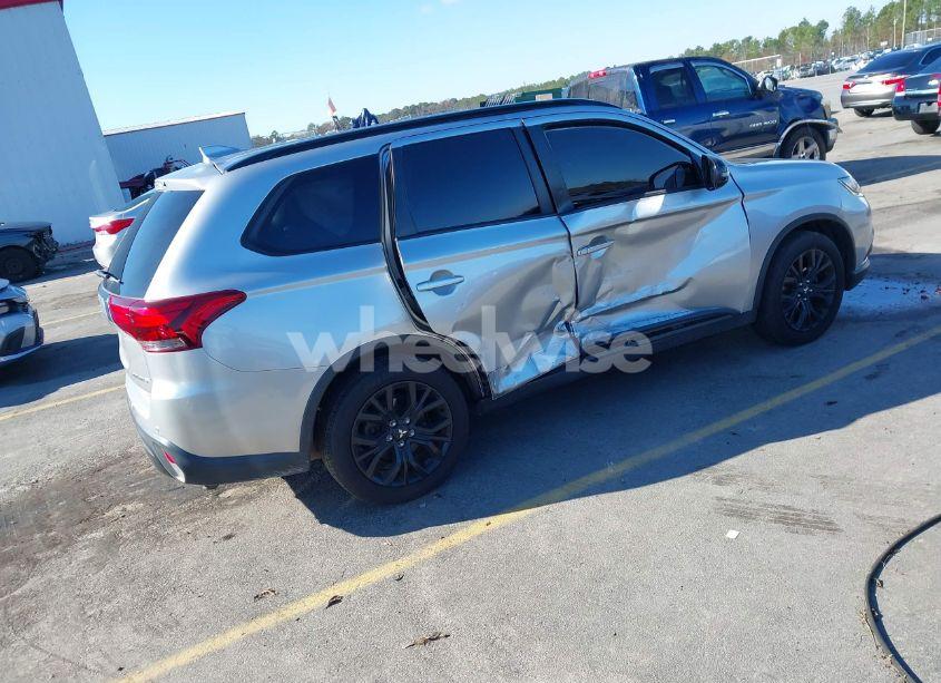 Photo 4 of 2019 Mitsubishi Outlander LE (VIN JA4AD3A39KZ028990)