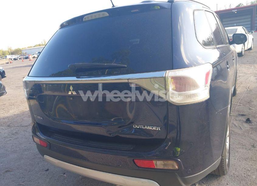 Photo 6 of 2015 Mitsubishi Outlander SE (VIN JA4AD3A3XFZ006776)