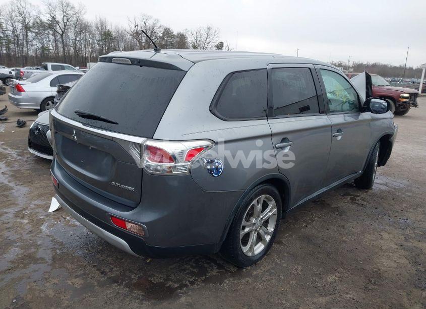 Photo 4 of 2015 Mitsubishi Outlander SE (VIN JA4AD3A3XFZ009385)