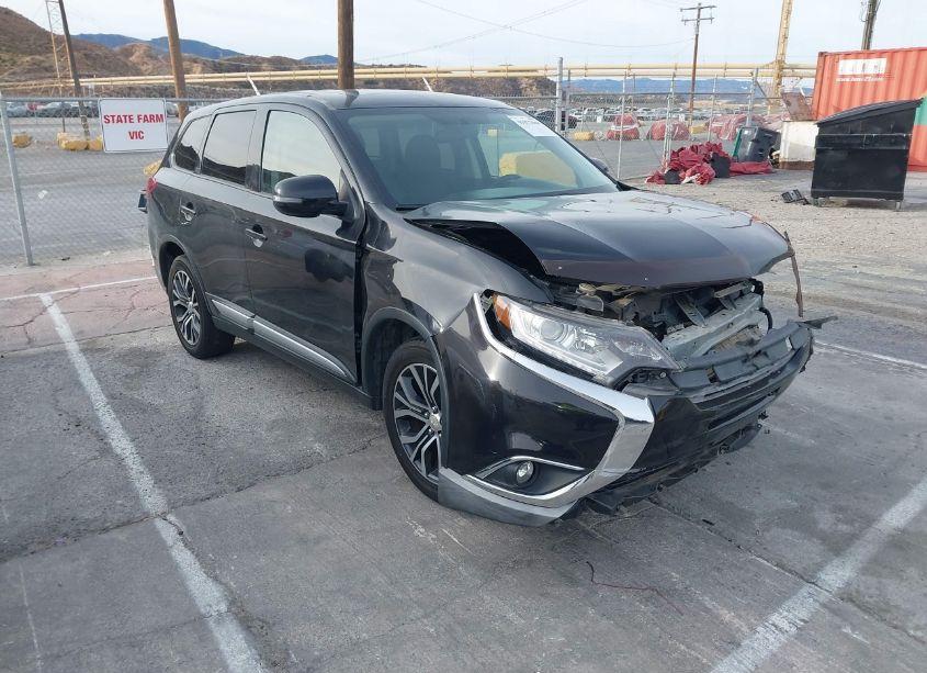 2017 Mitsubishi Outlander SE (VIN JA4AD3A3XHZ064311) main photo