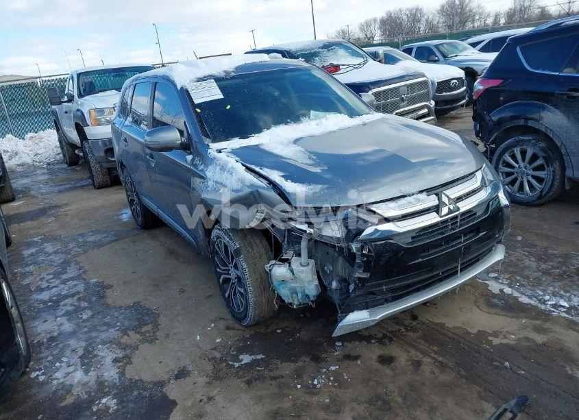 2018 Mitsubishi Outlander SE (VIN JA4AD3A3XJJ002119) main photo