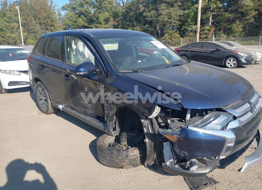 Photo 6 of 2018 Mitsubishi Outlander SE (VIN JA4AD3A3XJZ000436)