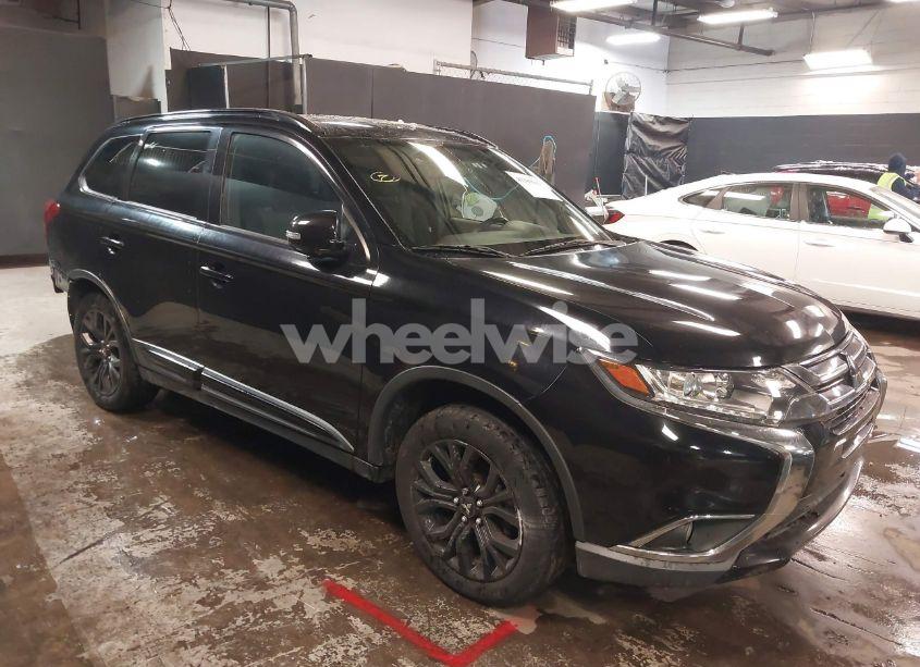 2018 Mitsubishi Outlander LE (VIN JA4AD3A3XJZ048549) main photo
