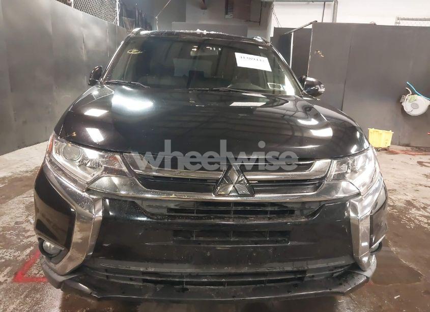 Photo 13 of 2018 Mitsubishi Outlander LE (VIN JA4AD3A3XJZ048549)