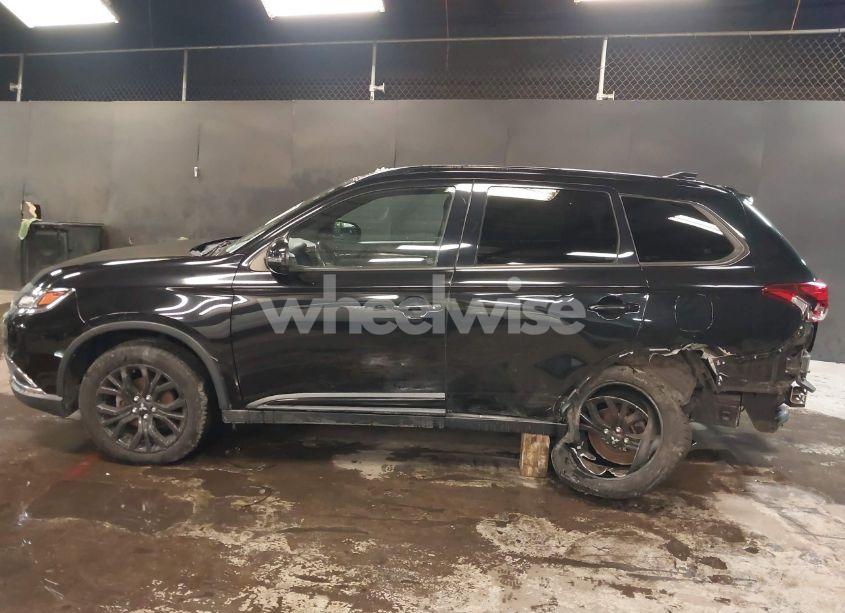 Photo 15 of 2018 Mitsubishi Outlander LE (VIN JA4AD3A3XJZ048549)