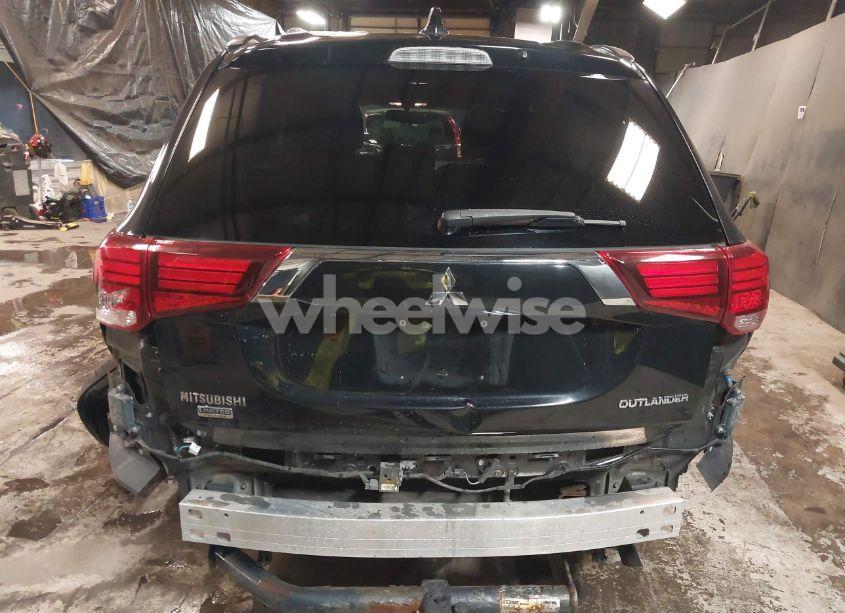 Photo 17 of 2018 Mitsubishi Outlander LE (VIN JA4AD3A3XJZ048549)