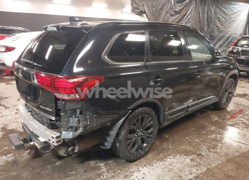 Photo 4 of 2018 Mitsubishi Outlander LE (VIN JA4AD3A3XJZ048549)