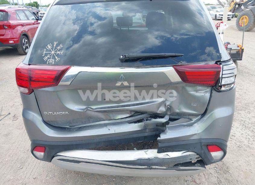 Photo 16 of 2020 Mitsubishi Outlander SE 2.4 (VIN JA4AD3A3XLZ005333)