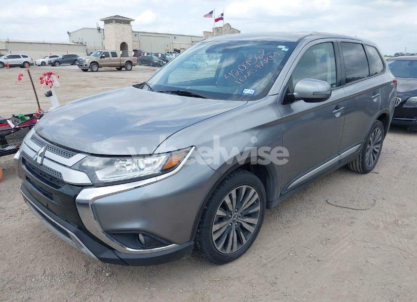Photo 2 of 2020 Mitsubishi Outlander SE 2.4 (VIN JA4AD3A3XLZ005333)