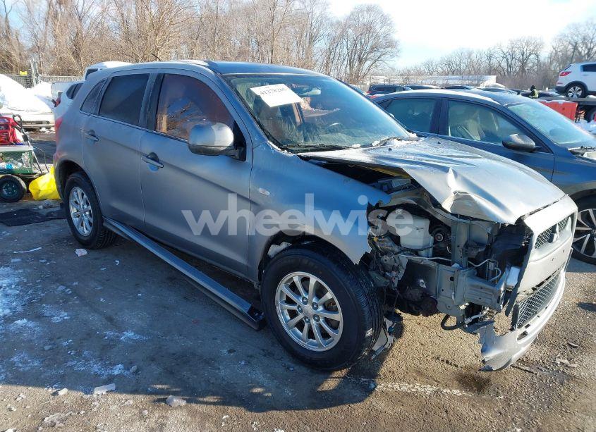 2011 Mitsubishi Outlander SPORT ES (VIN JA4AP3AU0BZ018767) main photo