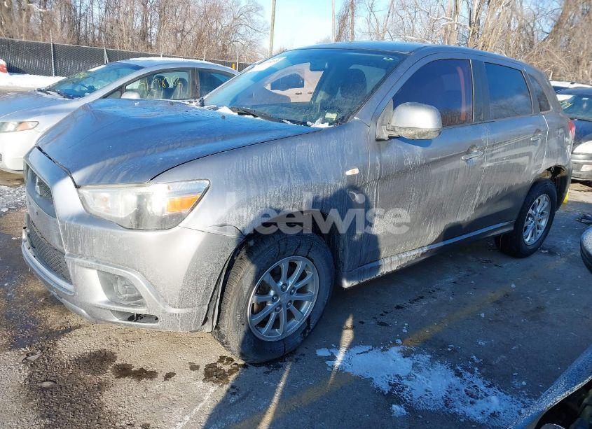 Photo 2 of 2011 Mitsubishi Outlander SPORT ES (VIN JA4AP3AU0BZ018767)