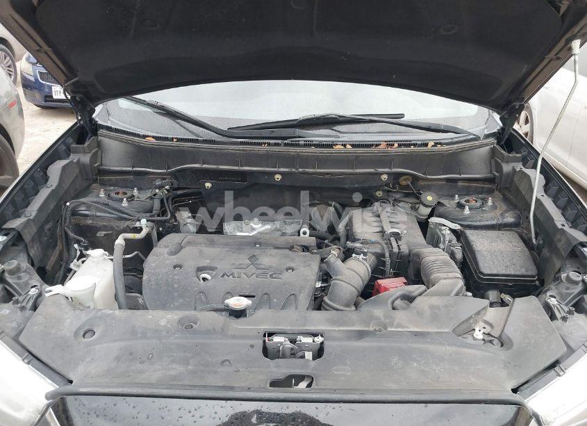 Photo 10 of 2016 Mitsubishi Outlander SPORT 2.0 ES (VIN JA4AP3AU0GZ030540)