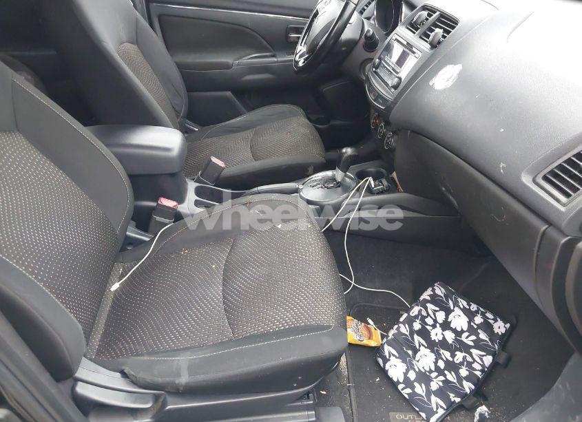 Photo 5 of 2016 Mitsubishi Outlander SPORT 2.0 ES (VIN JA4AP3AU0GZ030540)