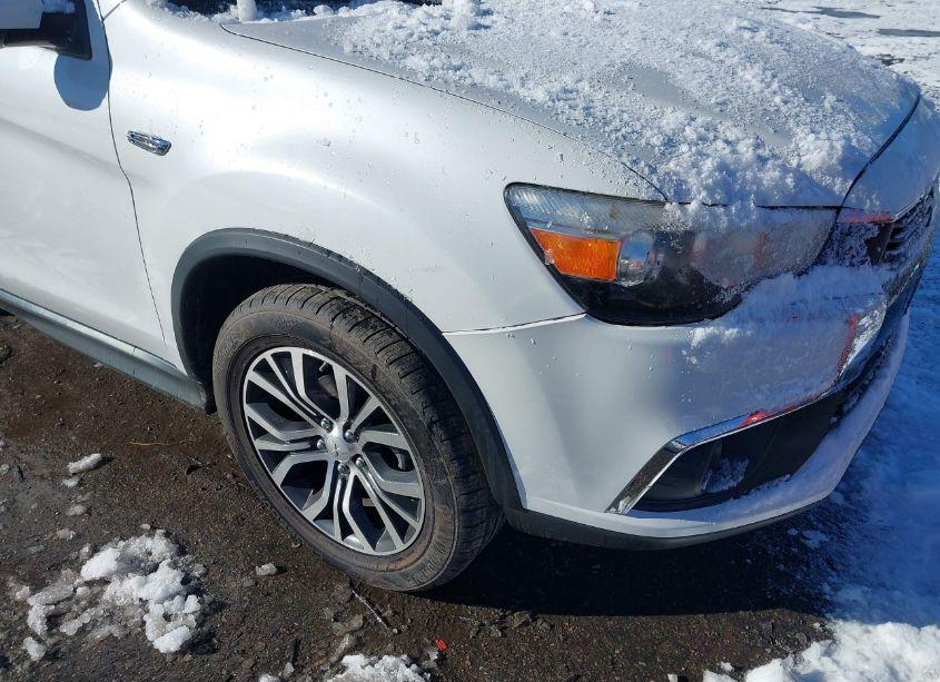 Photo 6 of 2016 Mitsubishi Outlander SPORT 2.0 ES (VIN JA4AP3AU0GZ060895)