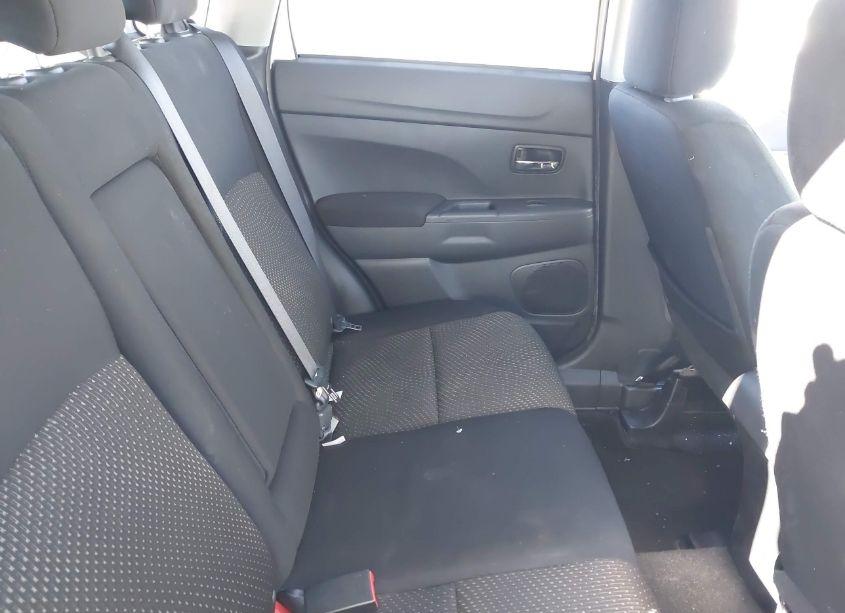 Photo 8 of 2016 Mitsubishi Outlander SPORT 2.0 ES (VIN JA4AP3AU0GZ060895)