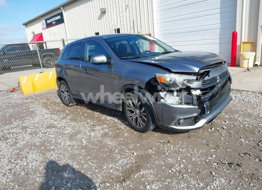 2016 Mitsubishi Outlander SPORT 2.0 ES (VIN JA4AP3AU0GZ061318) main photo