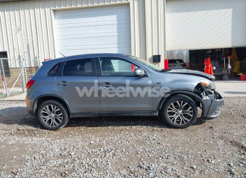 Photo 13 of 2016 Mitsubishi Outlander SPORT 2.0 ES (VIN JA4AP3AU0GZ061318)