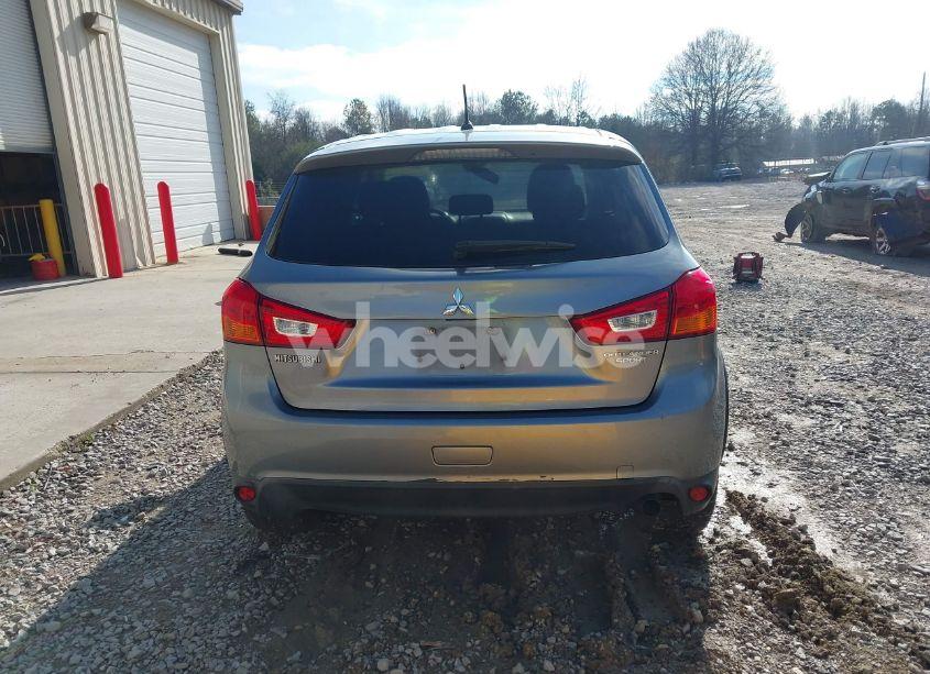Photo 16 of 2016 Mitsubishi Outlander SPORT 2.0 ES (VIN JA4AP3AU0GZ061318)