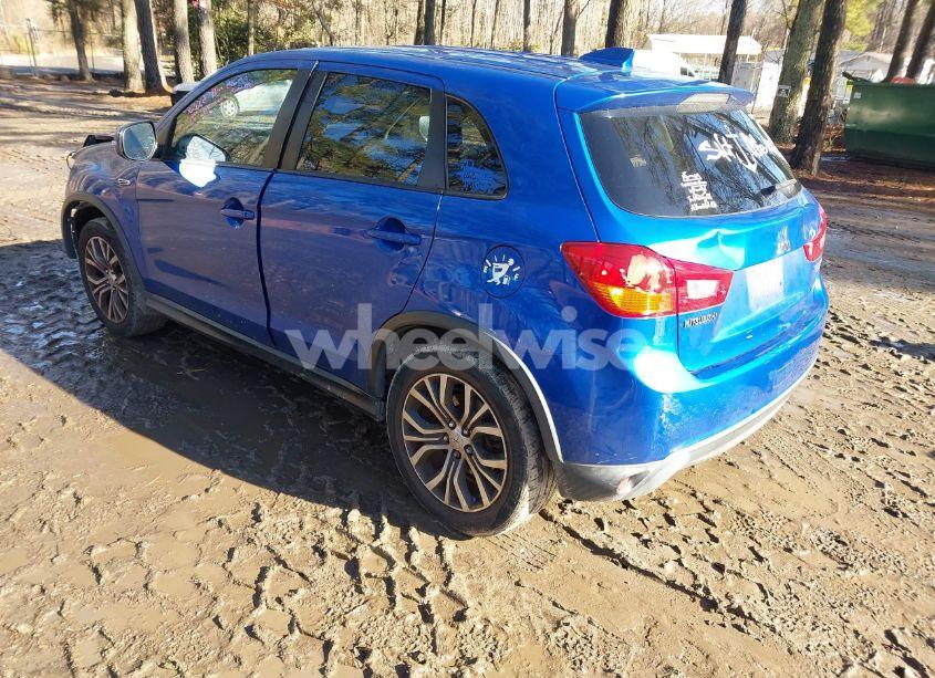 Photo 3 of 2017 Mitsubishi Outlander SPORT 2.0 ES/2.0 LE (VIN JA4AP3AU0HZ000763)