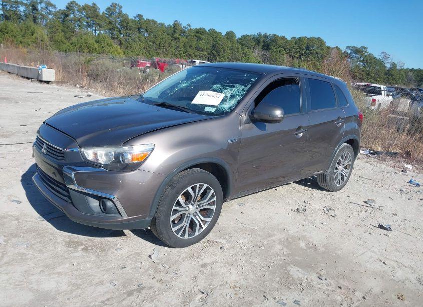 Photo 2 of 2017 Mitsubishi Outlander SPORT 2.0 ES (VIN JA4AP3AU0HZ006434)