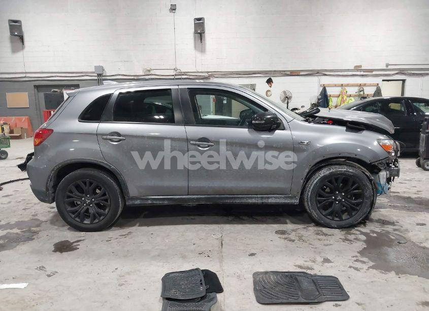 Photo 14 of 2018 Mitsubishi Outlander SPORT 2.0 LE (VIN JA4AP3AU0JU011460)