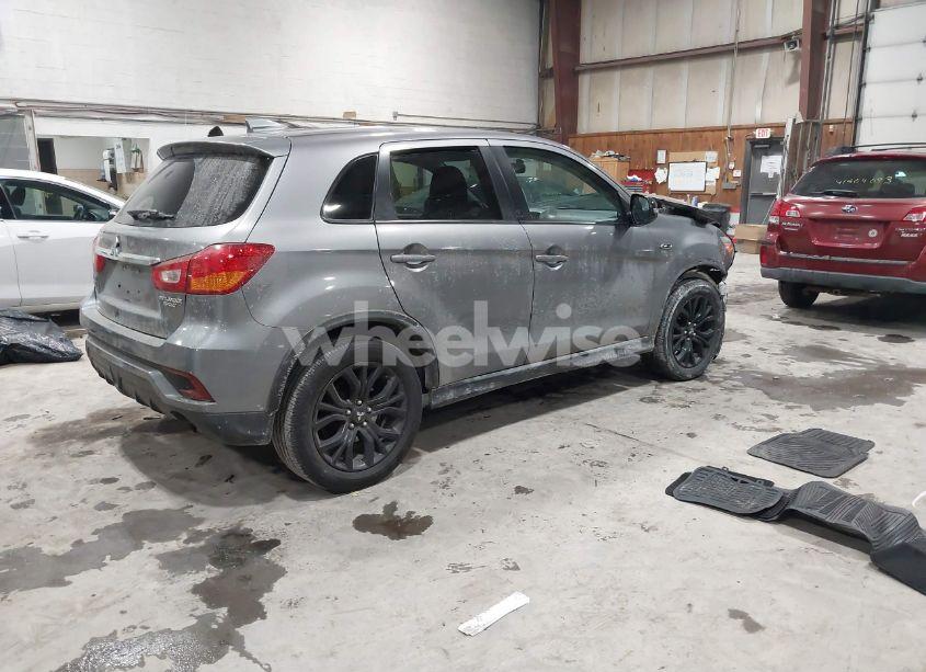 Photo 4 of 2018 Mitsubishi Outlander SPORT 2.0 LE (VIN JA4AP3AU0JU011460)
