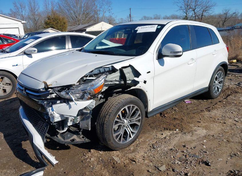 Photo 2 of 2019 Mitsubishi Outlander SPORT 2.0 ES (VIN JA4AP3AU0KU004154)